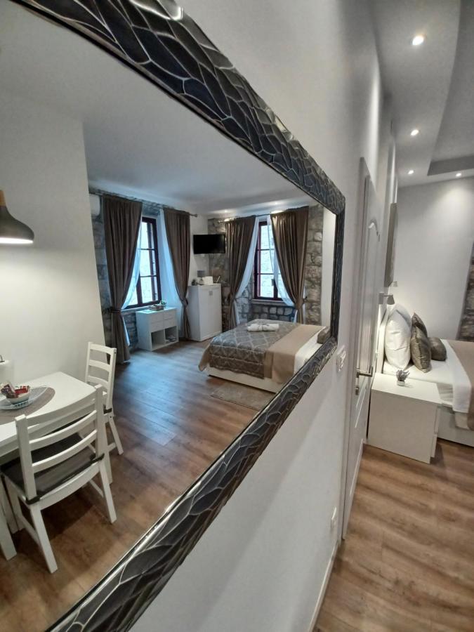 Placeta & Apartment *