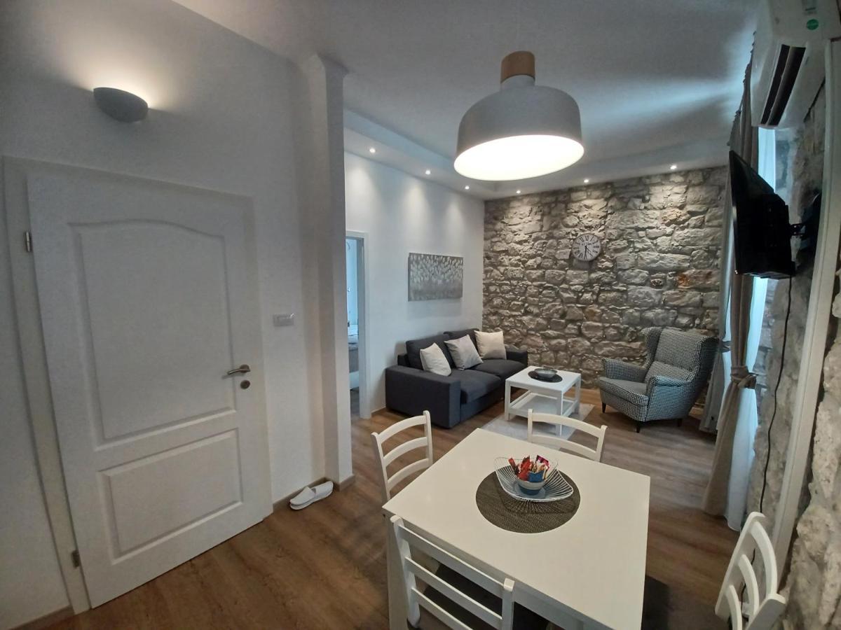 Placeta & Apartment *