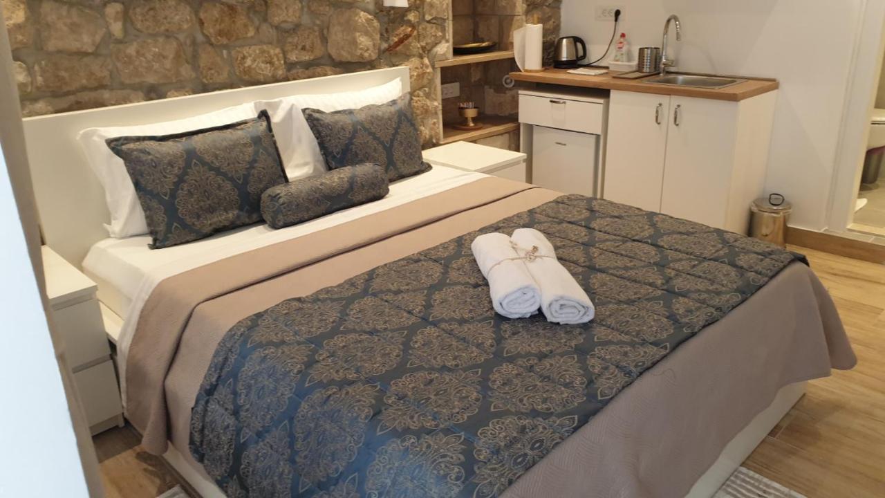 Placeta & Apartment *